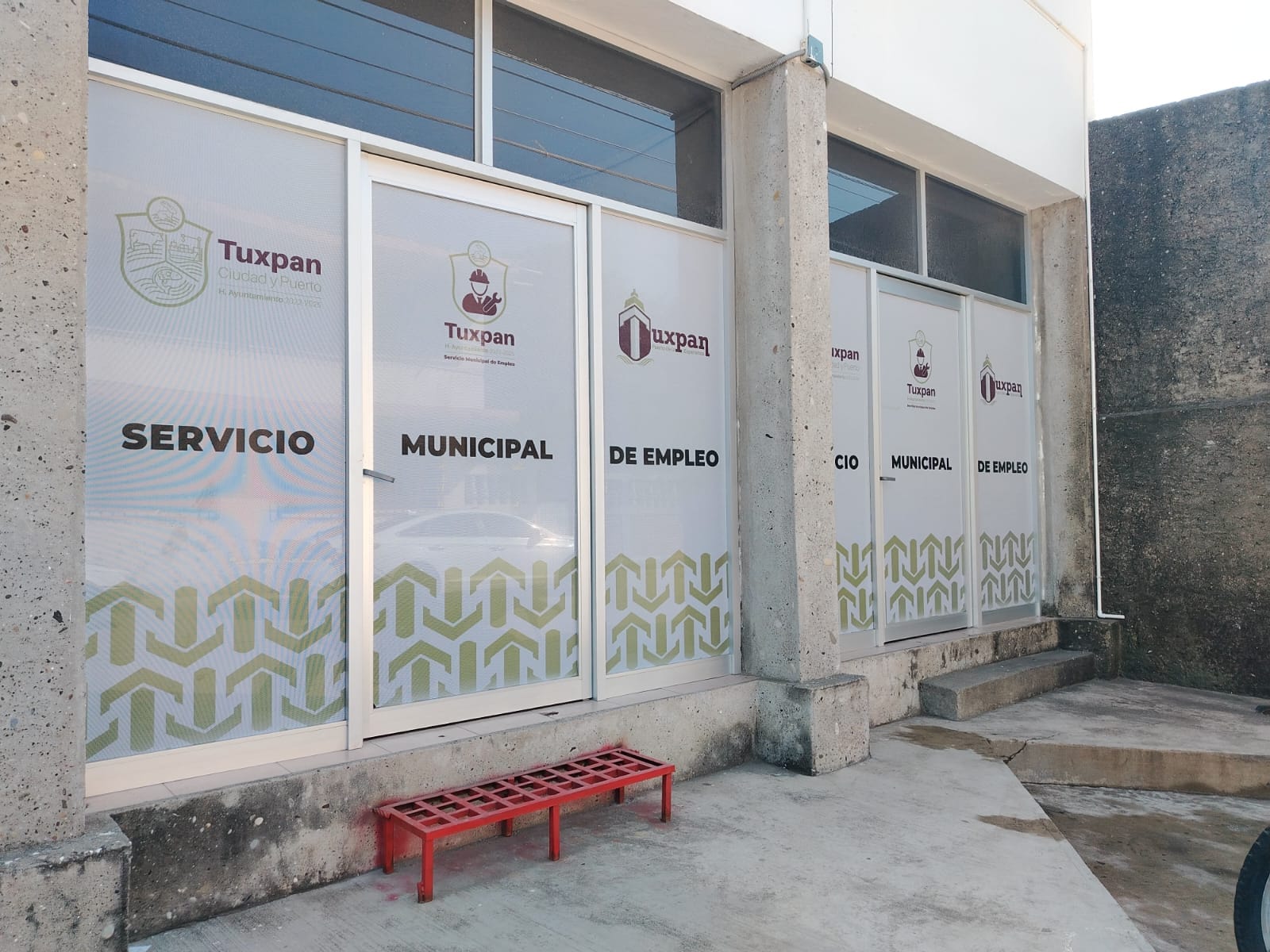 Reubicación de Oficinas Municipales en Tuxpan.