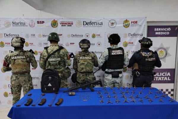 En Tuxpan aseguran Armas Equipo Táctico y Vehículo robado