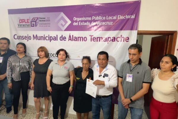 Se registra ante el Consejo Municipal Electoral Dagoberto Hernández por el PT