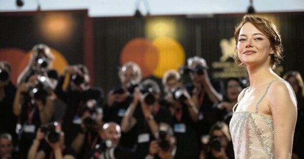 Películas: “Creo en los extraterrestres”: Emma Stone