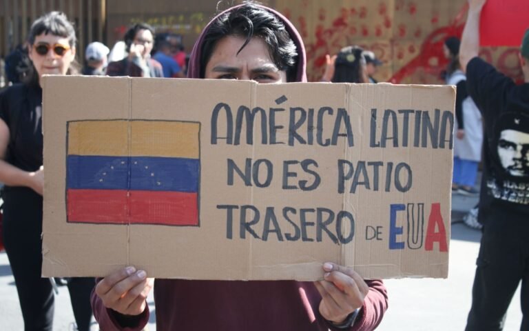 Protestan-CDMX-por-intervencion-estadounidense-Venezuela-Galeria-03012025.jpg