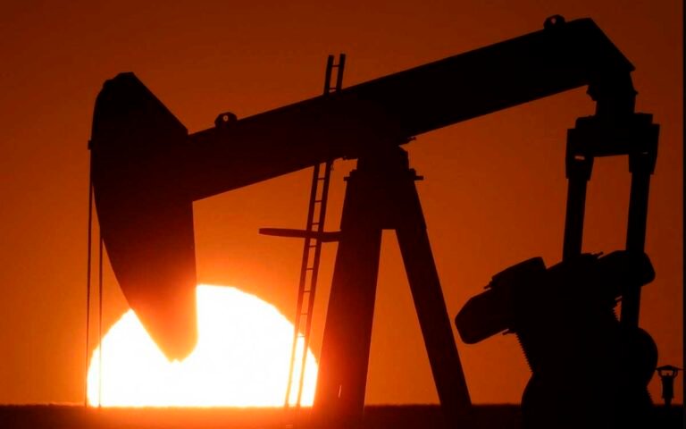 petroleo-petrolero-26022025.jpg