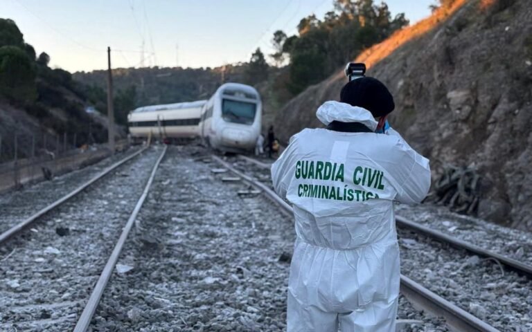 que-paso-descarrilamiento-trenes.jpg