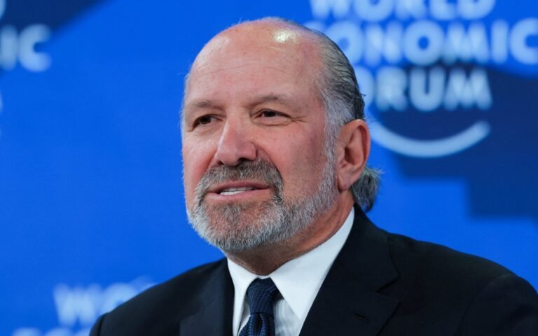 secretario-de-coemrcio-de-estados-unidos-lutnik-en-davos-globalizacion.jpg