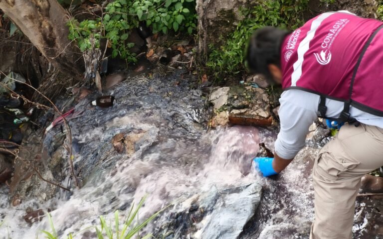 Profepa-clausura-drenaje-municipal-Hidalgo-por-posibles-contaminantes-industriales-rio-Tepeji-090226.jpeg