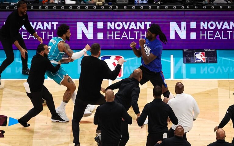 pistons-hornets-11022026.jpg