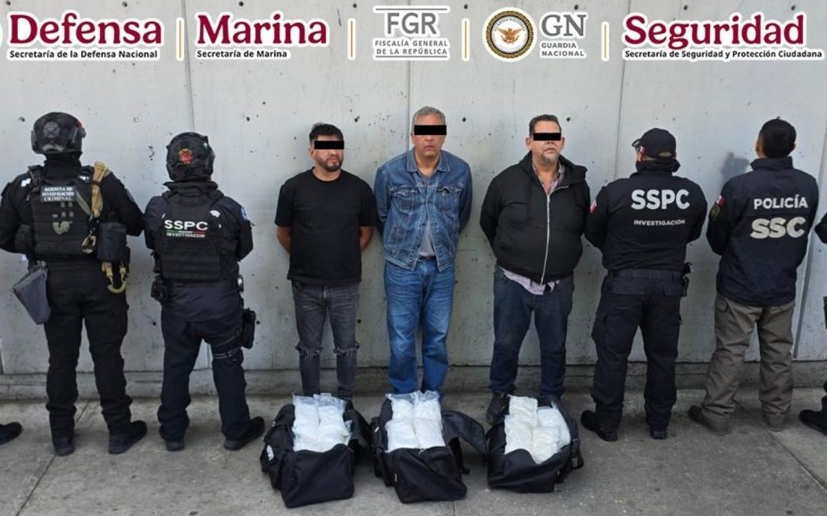 Portada-Tres-Cabrera-Sarabia.jpg