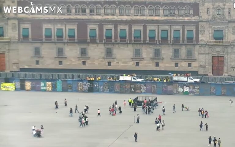 vallas-zocalo-8-m-2026.jpg