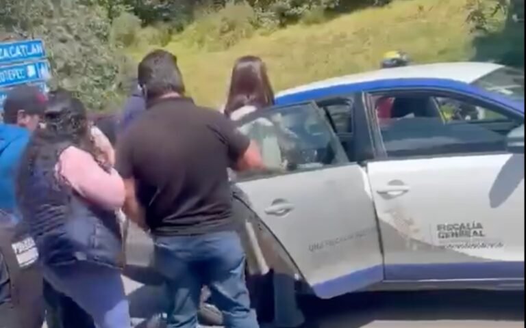Fiscalia-Puebla-detiene-a-exreina-de-Zacatlan.jpg