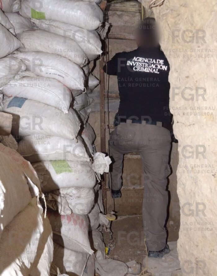 Aseguran túnel utilizado para robar combustible de Pemex Santa Catarina, Nuevo León | Video