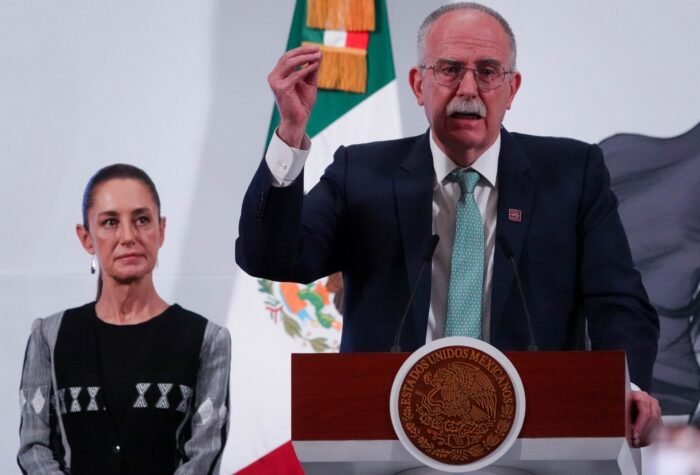 Berdegué renuncia a la Secretaría de Agricultura; llega Columba López