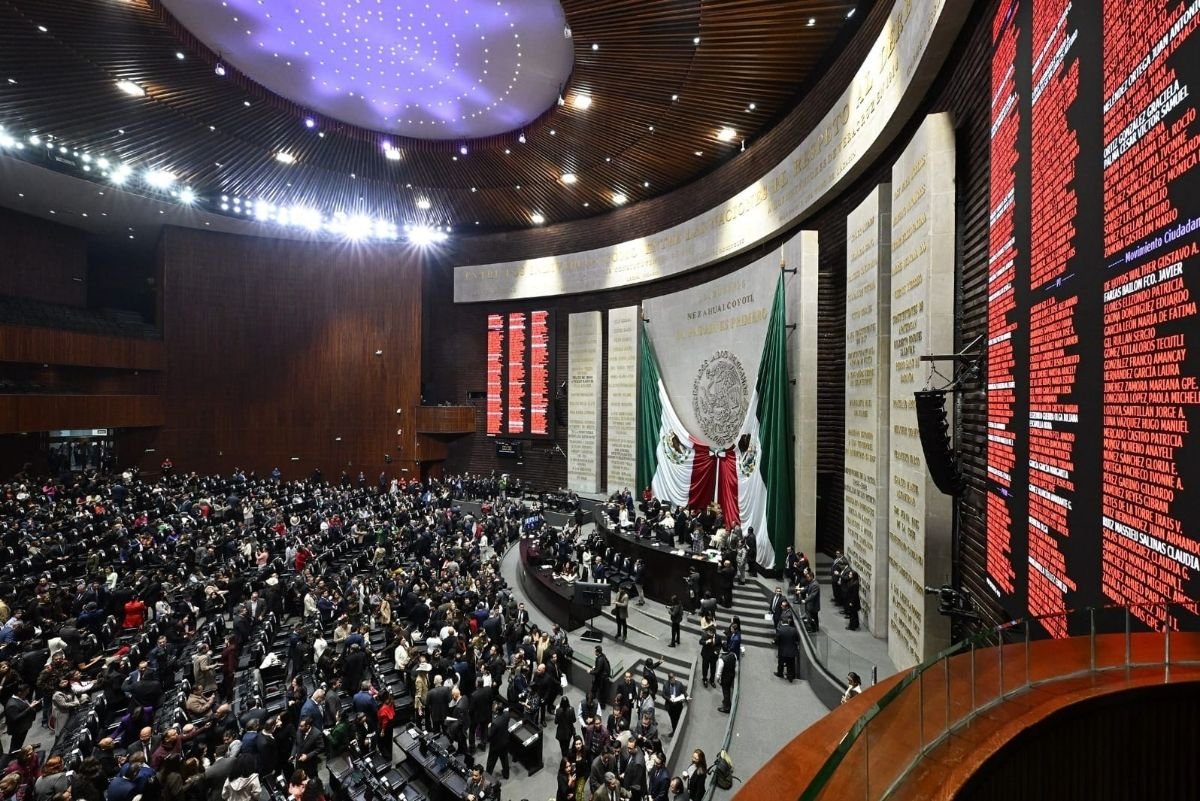 Diputados reservan por 5 años expedientes sobre selección de consejeros del INE