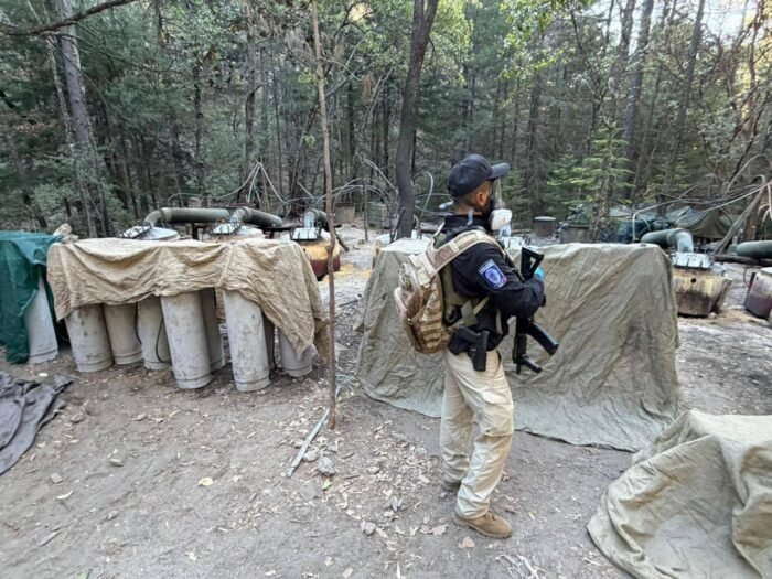 FGR difunde inventario del narcolaboratorio de Chihuahua hallado en operativo con agentes estadounidenses