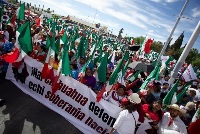 Marcha de Morena en Chihuahua escala choque político entre PAN y gobierno federal