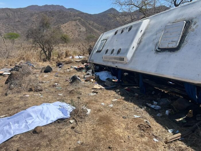 Nayarit | Accidente deja 11 muertos y 16 lesionados en Amatlán