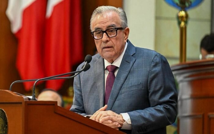 Rocha Moya asegura que atenderá el citatorio de la FGR ‘con la frente en alto’