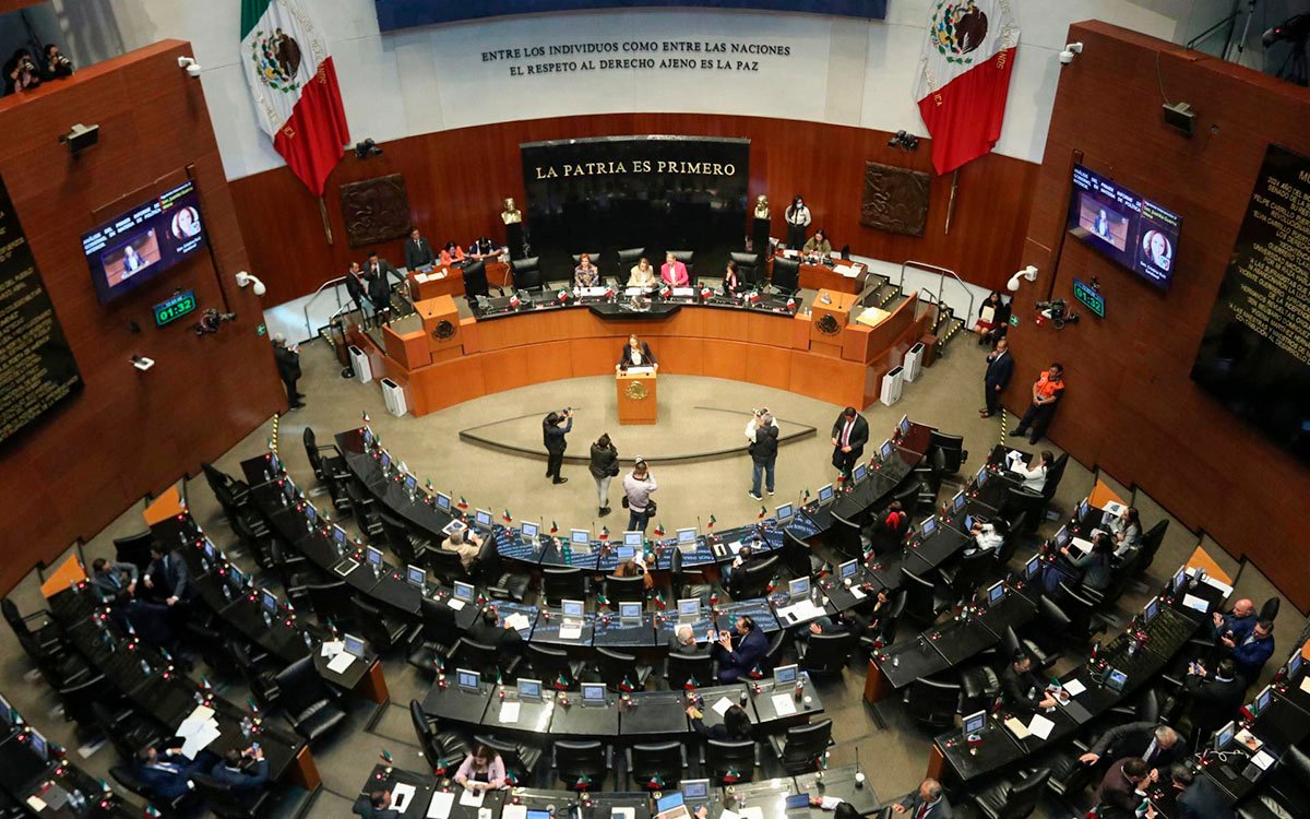 Senado recibe iniciativa de reforma para aplazar elección judicial a 2028