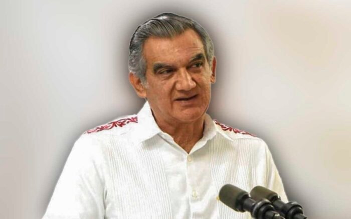 Américo Villarreal muestra su visa y rechaza nexos con el huachicol