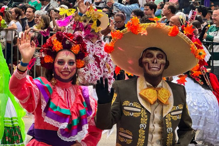 Así se vivió el Gran Desfile Mundialista en la CDMX: catrinas, danzantes prehispánicos, alebrijes y futbol