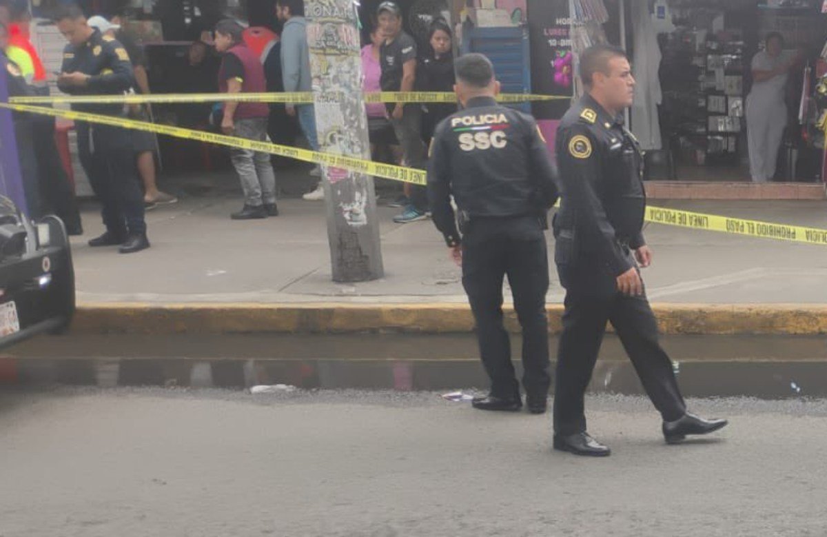 Caen 3 menores de edad en la CDMX por delitos graves: uno es acusado de homicidio y 2 más portaban ‘cuernos de chivo’