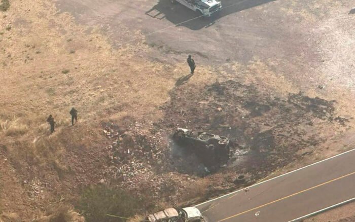 Cinco muertos y cinco vehículos calcinados tras enfrentamiento en Tutuaca, Chihuahua