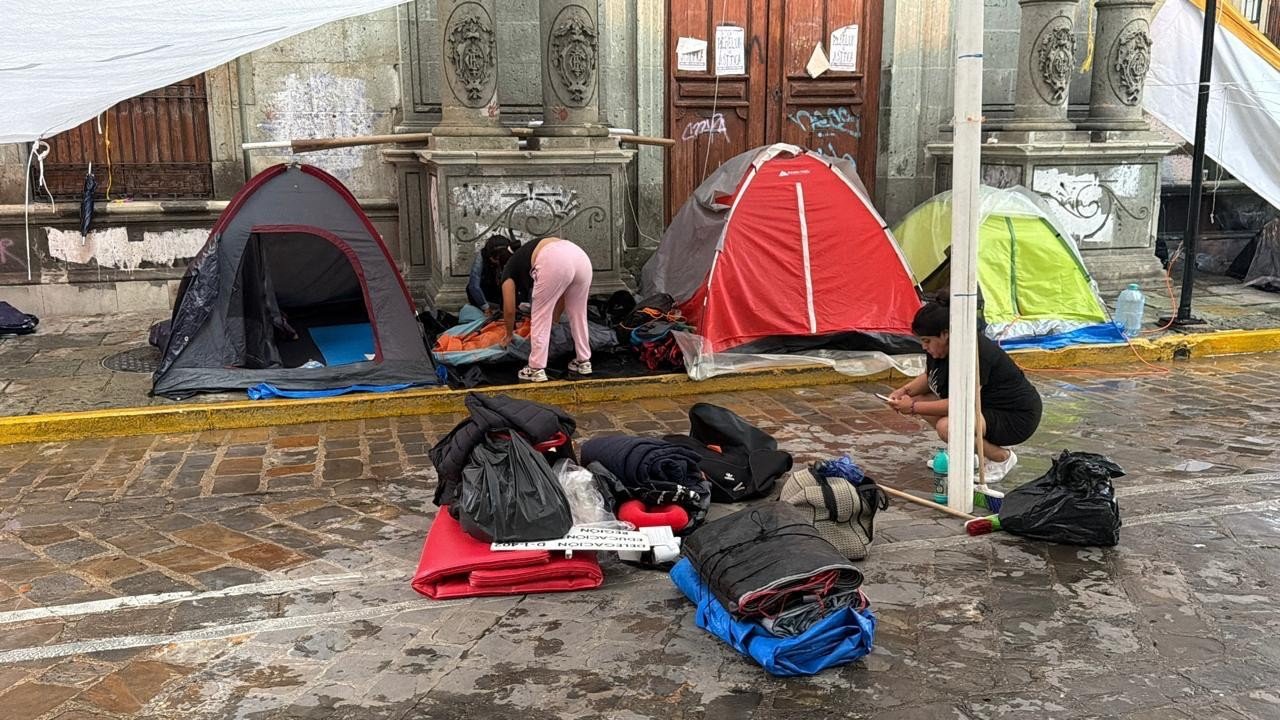 CNTE levanta plantón tras 26 días de protesta | Oaxaca