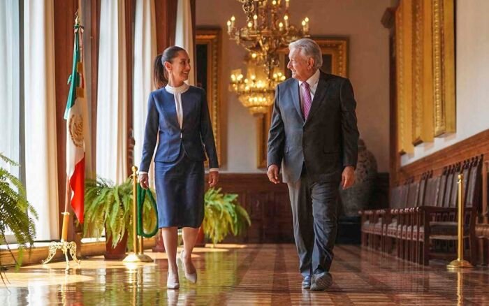 Kenia López pide a AMLO que deje gobernar a Sheinbaum, ‘al menos no estorbando’