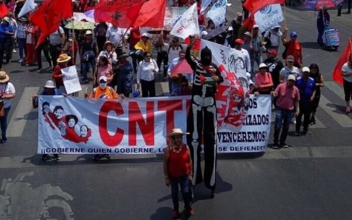 Mario Delgado niega que hayan entregado dinero a la CNTE para levantar plantón en CDMX