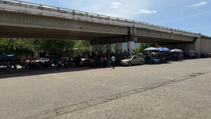 Oaxaca | Reportan compras de pánico de gasolina por bloqueo de la CNTE