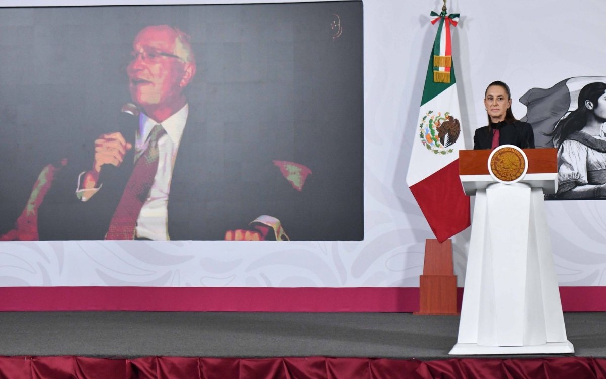 Salinas Pliego llega a la inauguración del Mundial 2026; aficionados le gritan ‘presidente’