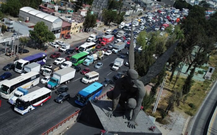 Transportistas anuncian megabloqueo el día del partido México-Chequia