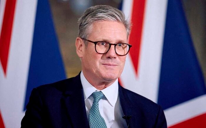 Trump asegura que Starmer dimitirá como primer ministro de Reino Unido