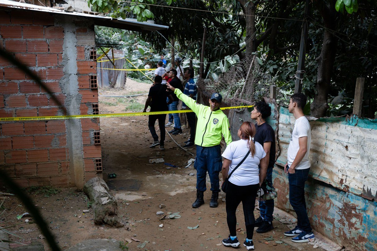 Aulas de un colegio vacío se desploman en Caracas a 9 días del doble terremoto