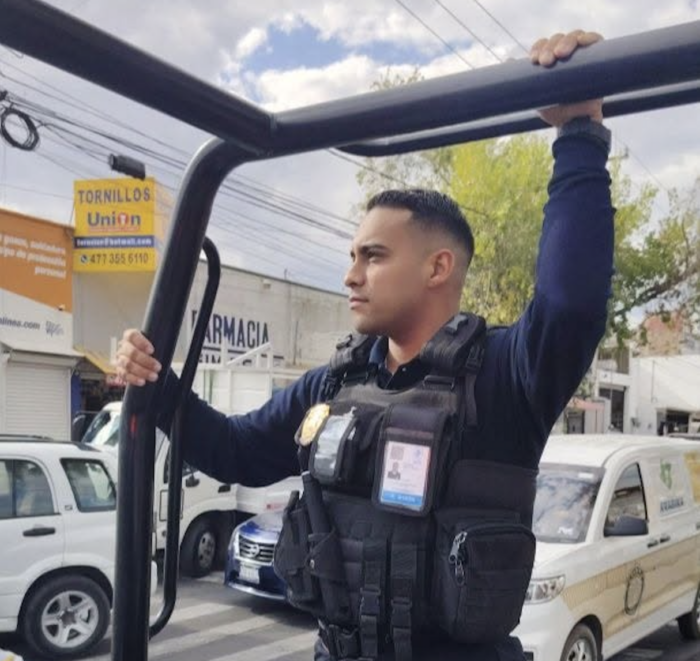 ‘Cuiden su salud mental’: el mensaje de un policía antes de lanzarse de puente en León