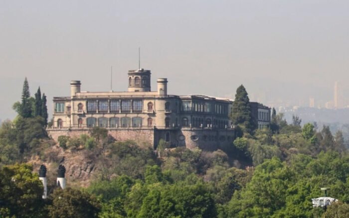FGR no encuentra conductas ilícitas por cena de la FIFA en el Castillo de Chapultepec