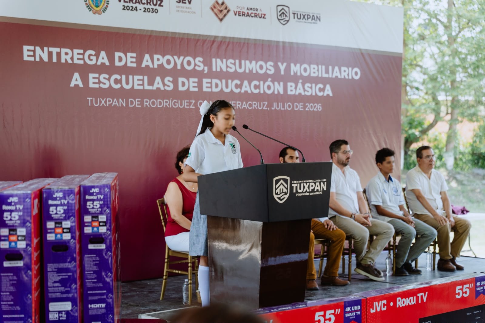 Se entregan 115 pantallas a 30 telesecundarias de Tuxpan – Foto 6
