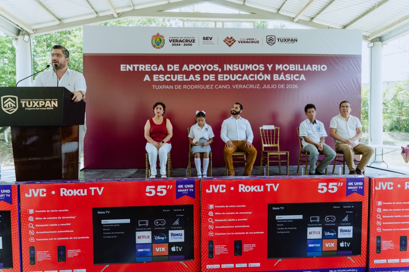 Se entregan 115 pantallas a 30 telesecundarias de Tuxpan – Foto 14