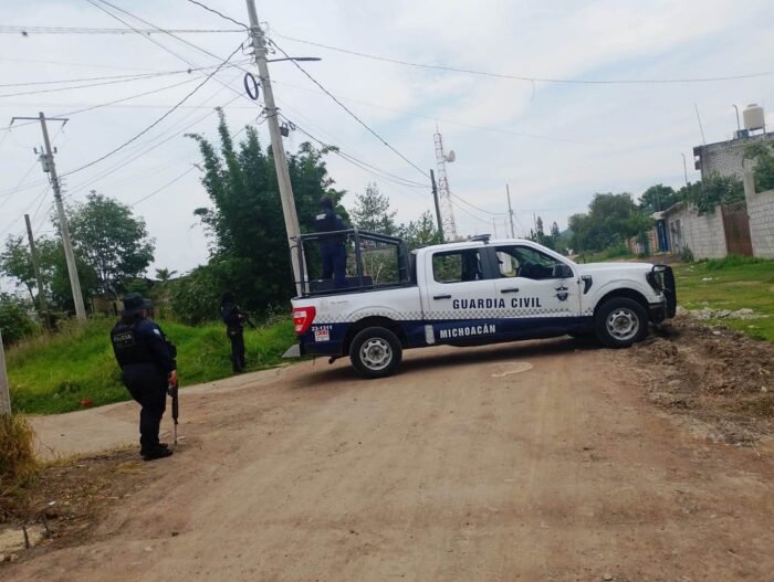 Matan a tres personas y hieren a cuatro durante velorio en Michoacán