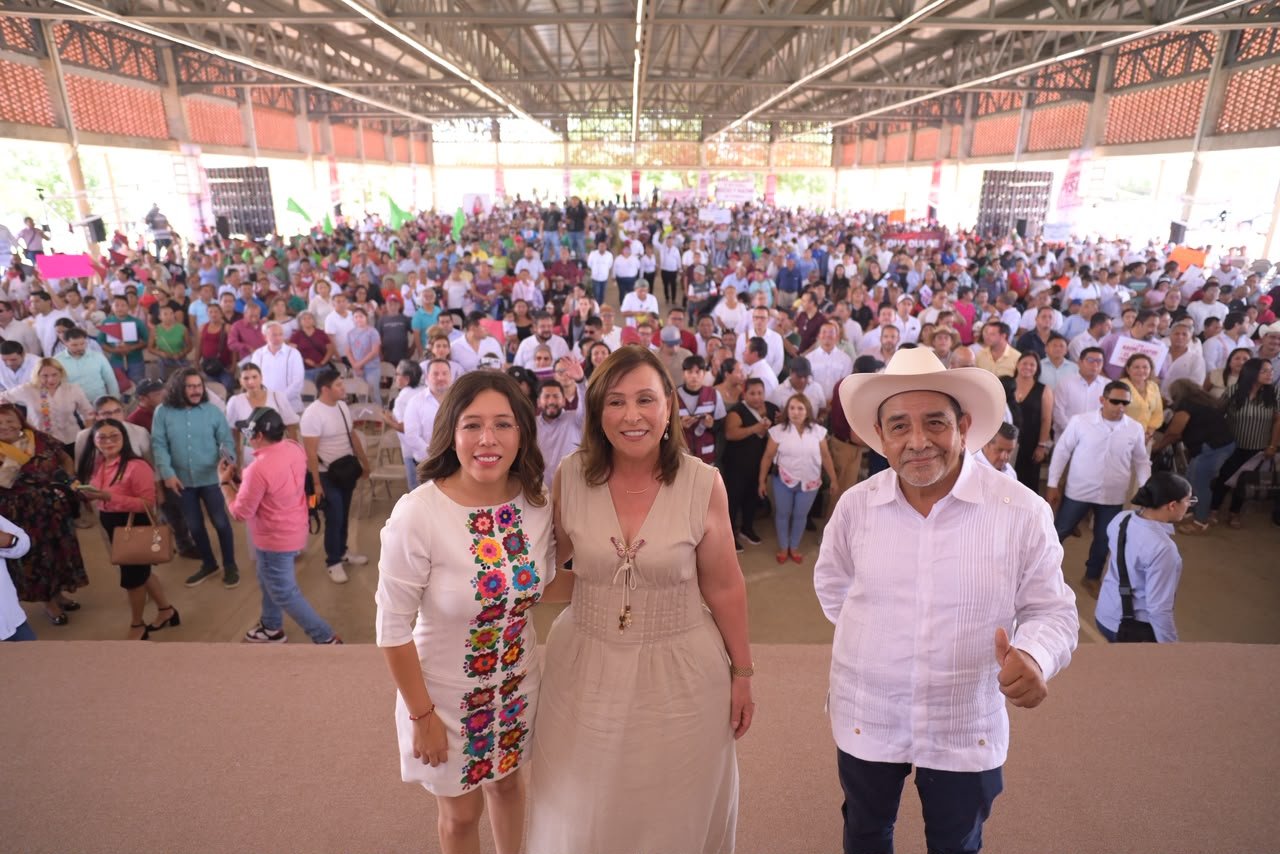 naomi_santos_1.jpg