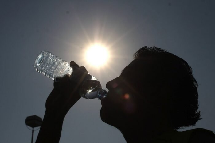 SMN prevé lluvias fuertes a muy fuertes en gran parte del país; persiste el calor extremo