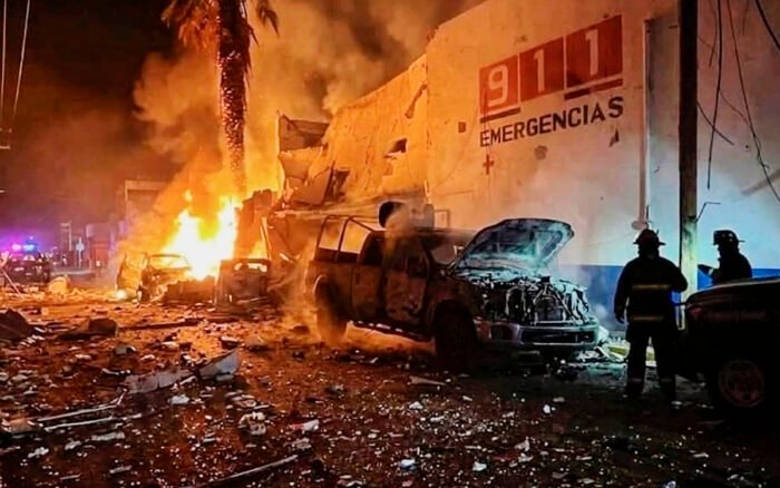 Al menos 10 lesionados tras ataque explosivo a comandancia en Zacatecas
