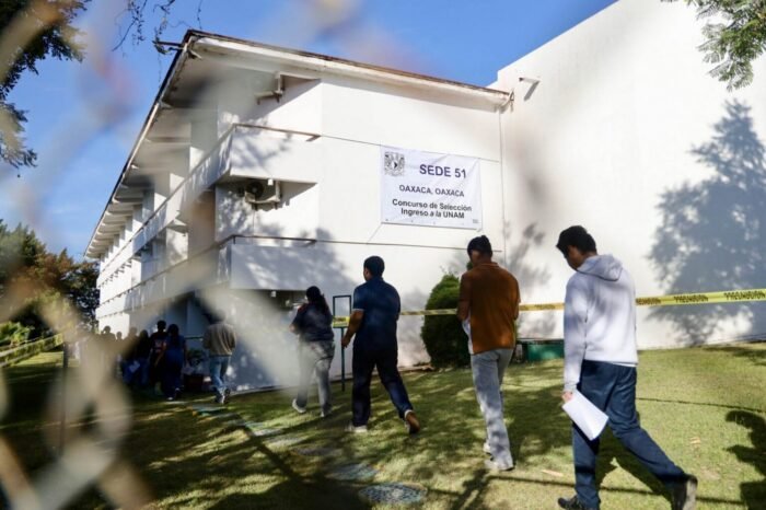 Concluye en León y Oaxaca examen presencial de la UNAM tras polémica por uso de IA
