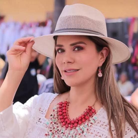 Exsecretaria señala a viuda de Carlos Manzo por presunto vínculo con detenido