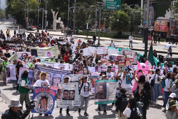 ‘Hagámosles visibles’, familias de desaparecidos marchan en el país