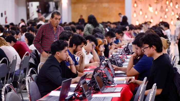 Publica UNAM resultados de examen de control