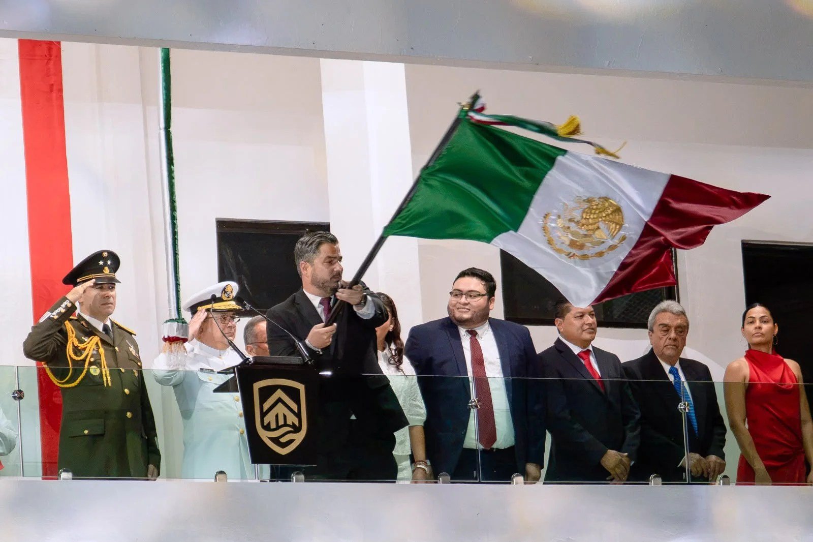 TUXPAN BRILLÓ COMO NUNCA EN NOCHE HISTÓRICA DEL GRITO DE INDEPENDENCIA