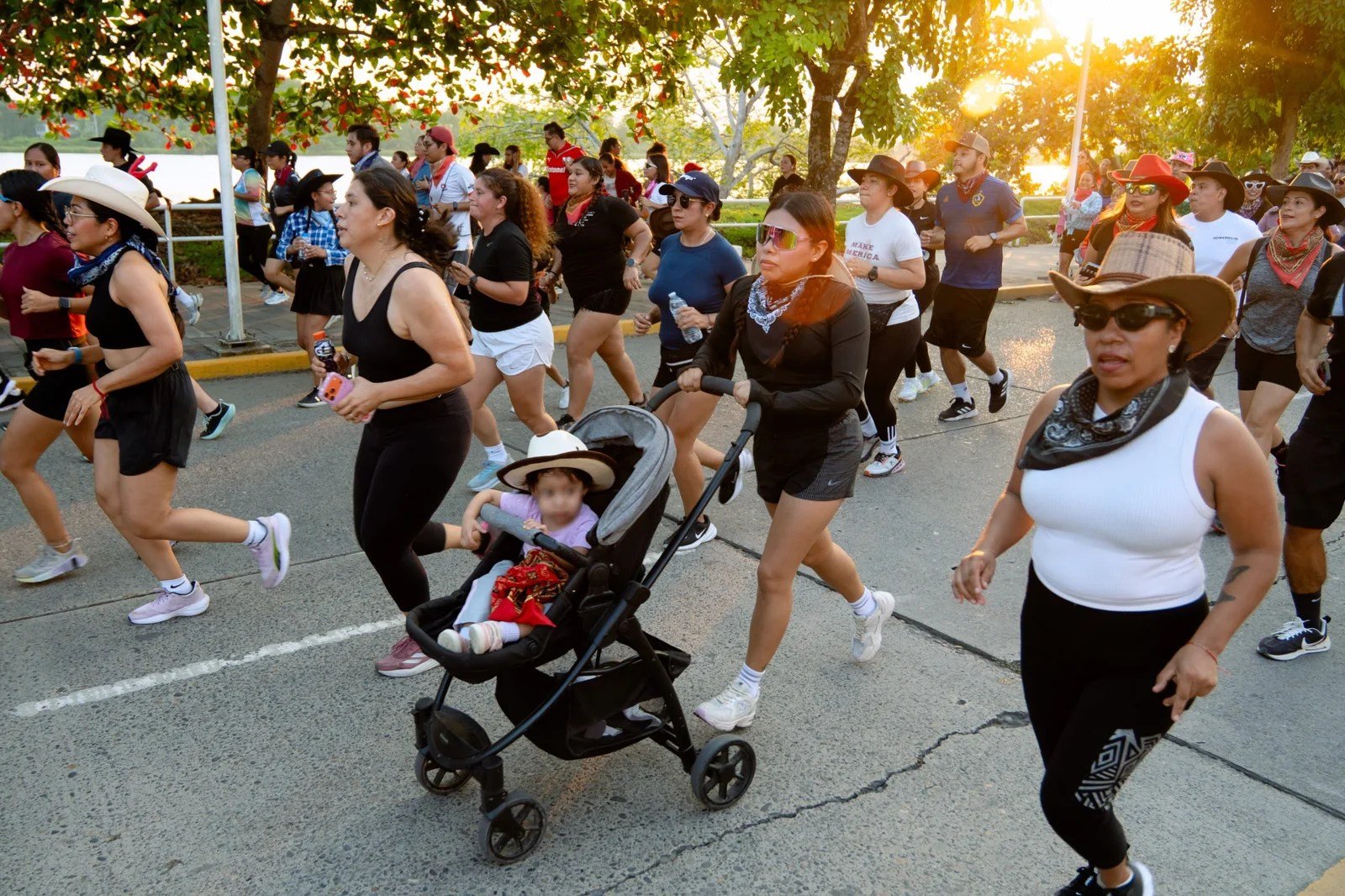 Más de 2 mil personas hacen historia en la primera edición del Vaque Run Tuxpan 2026