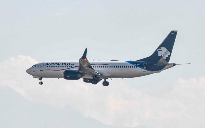 Aeroméxico reconoce posible filtración de datos de clientes; descarta información bancaria