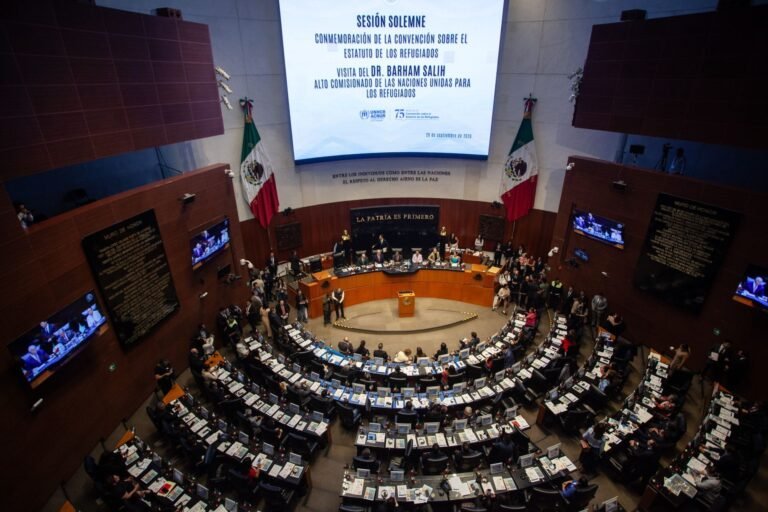 Aprueba Senado reforma que impide tener doble nacionalidad para la Presidencia o gobernatura