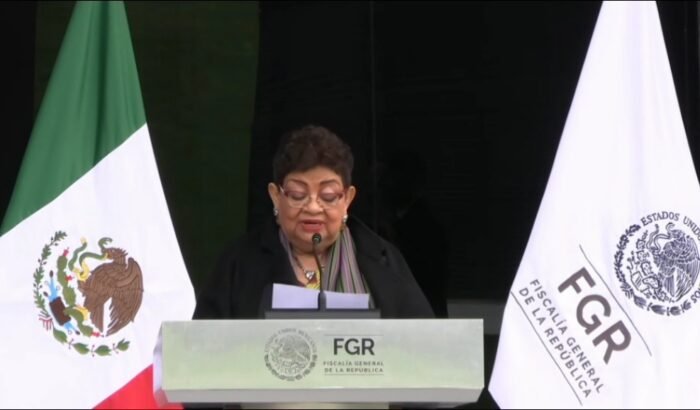 Godoy llama a defender a México de presiones externas e internas